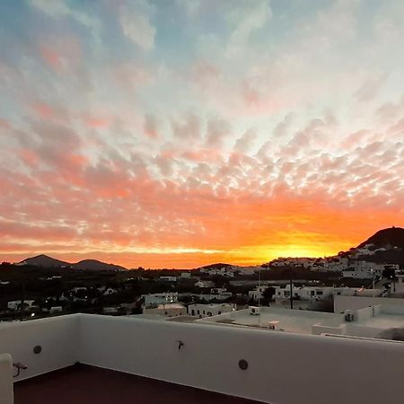 Just Live Apartment Triovasalos Luaran gambar