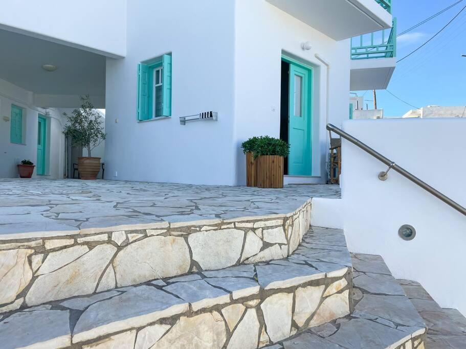 Just Live Apartment Triovasalos Luaran gambar