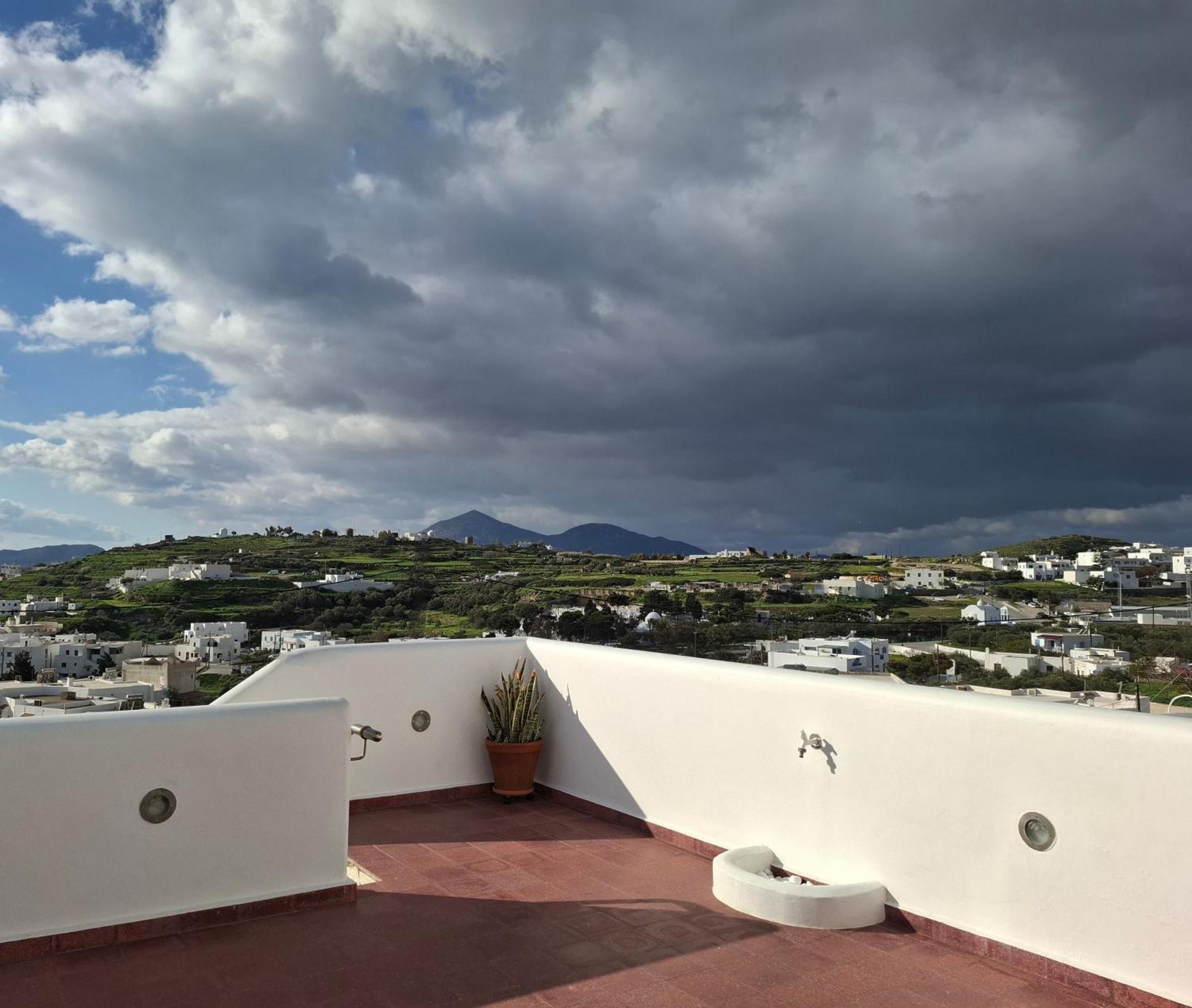Just Live Apartment Triovasalos Luaran gambar